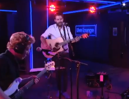 Biffy Clyro Hace Cover a Vampire Weekend