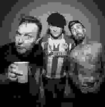 Blink 182 estrena video para “Bored To Death”