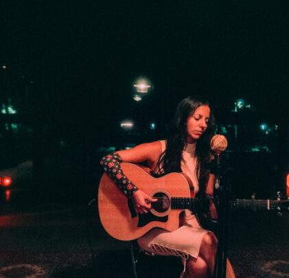 Cata Raybaud se pone personal con “Escorpio (Live Session)”