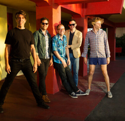 !!! (Chk Chk Chk) anuncia EP y estrena sencillo