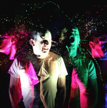 !!! (Chk Chk Chk) anuncia nuevo álbum y estrena 