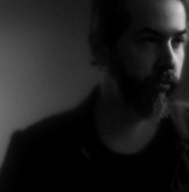 Cigarettes After Sex anuncia álbum y estrena “Tejano Blue”