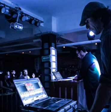 Baile sabroso en el DF con Clorofila + Los Mezacaleros de la Sierra