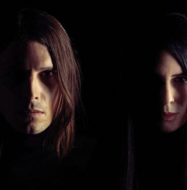 Cold Cave estrena “Hourglass”