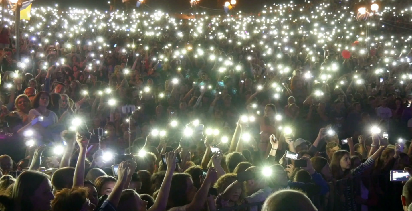 TOP 5: Cero tolerancia a los smartphones en los conciertos