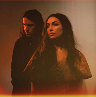 Cults comparte “Barry” y “Hurting”