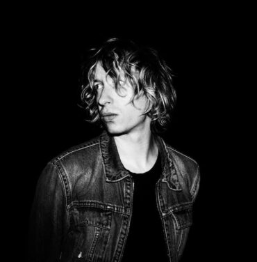 Daniel Avery estrena “Endless Hours” y anuncia LP