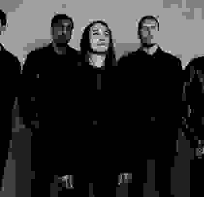 Deafheaven lanzará álbum en vivo titulado '10 Years Gone'