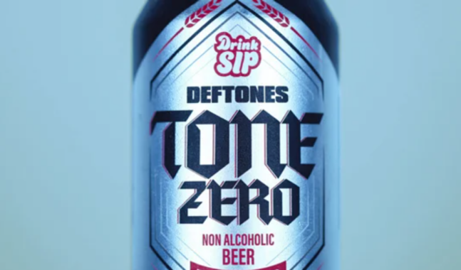 Deftones lanza 'Tone Zero', su primera cerveza sin alcohol