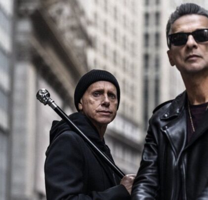 Depeche Mode comparte “In The End”