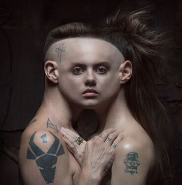 Die Antwoord se defiende ante acusaciones en su contra