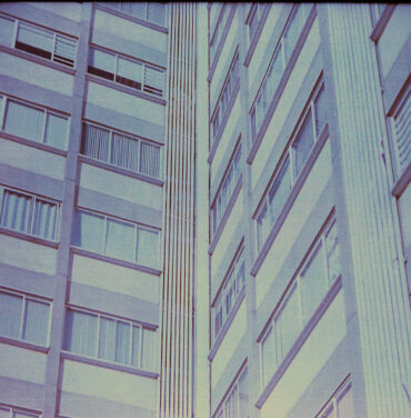 Diles que no me maten — Edificio