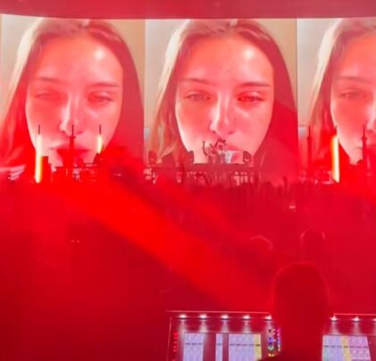 Mujer critica a los DJs y le hacen un remix