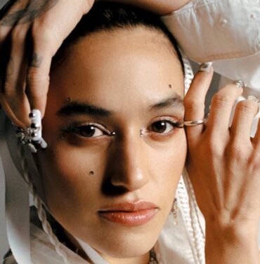 Empress Of comparte su nuevo sencillo, “Save Me”