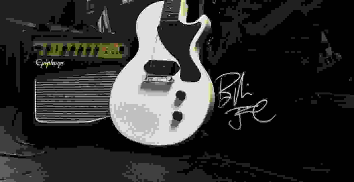 Billie Joe Armstrong estrena guitarra Les Paul Junior junto a Epiphone