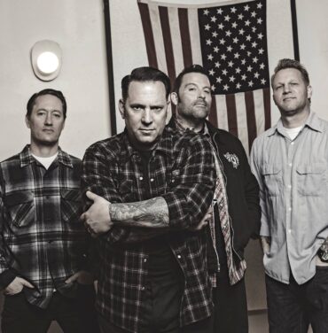 Gana pases para Face To Face