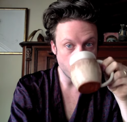 Father John Misty comparte encantador video