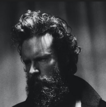 Father John Misty estrena “She Cleans Up”