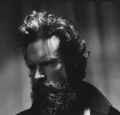 Father John Misty estrena “She Cleans Up”