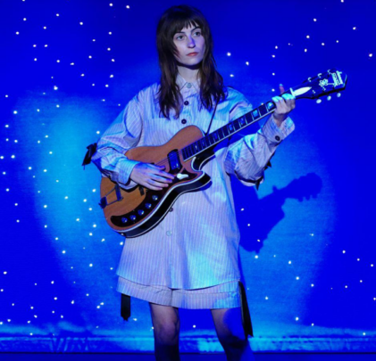 Faye Webster estrena “But Not Kiss”