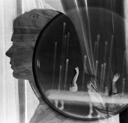 Beké reflexiona sobre el amor en la luna