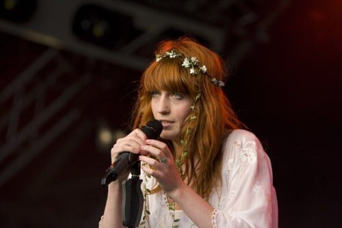 Florence and the Machine con dos canciones