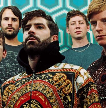 Foals comparte video de 