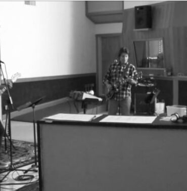 Foo Fighters colabora con John Fogerty