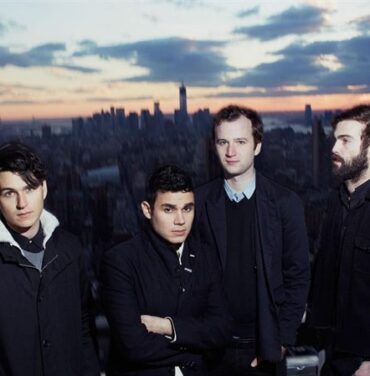 Vampire Weekend estrena cover a Andrea Bocelli