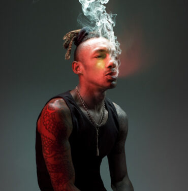 Tricky anuncia '20,20' y comparte “Lonely dancer”