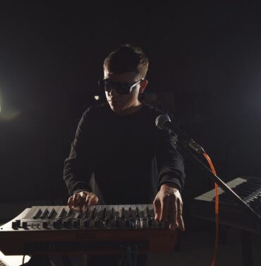 Futura X, una mirada oscura, plagada y sombría