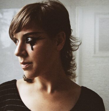 tUnE-yArDs ya trabaja en su próxima producción