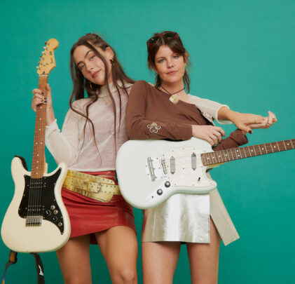 “Coffee”, el nuevo single de Hinds