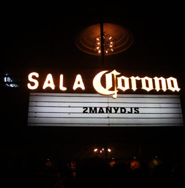 2manydjs en SALA Corona