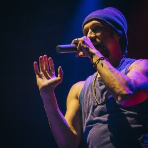 Macaco: Un encuentro para cantar a la felicidad de las pequeñas cosas