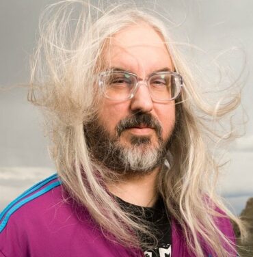 J Mascis revela más detalles de su nuevo álbum