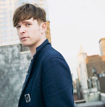 James Blake trabaja en nuevo álbum