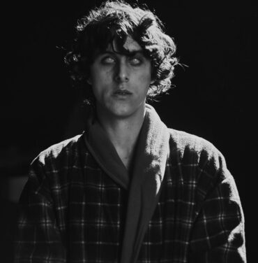  “Versus”, el nuevo sencillo y videoclip de Jaze