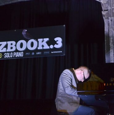 Jazzbook.3 - Javier Reséndiz: Planeta dentro de una Botella