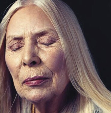 Joni Mitchell volverá a los escenarios en 2023