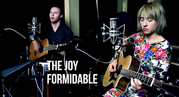 The Joy Formidable en sesión acústica