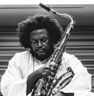 Kamasi Washington estrena “Sun Kissed Child”