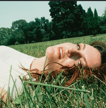 Escucha 'What A Relief', el debut en solitario de Katie Gavin