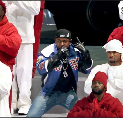 Kendrick Lamar deslumbra en el Super Bowl LIX