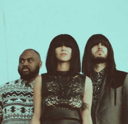 Khruangbin celebra el apoyo al cortometraje de “Texas Sun”