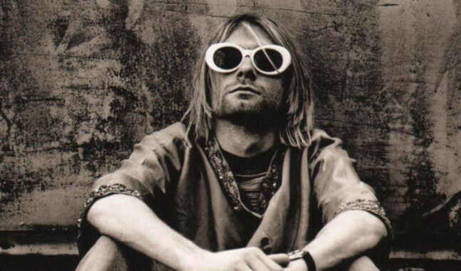 Yves Saint Laurent vende playeras de Nirvana a precios exorbitantes
