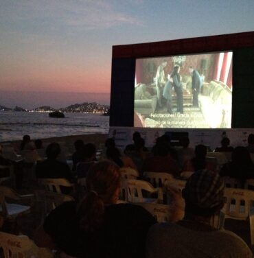 Cine en la Playita de Acapulco