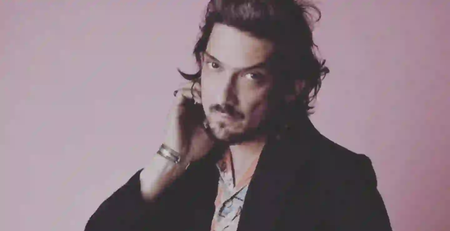 “Visa pa los greengos”, le pide León Larregui a Claudia Sheinbaum