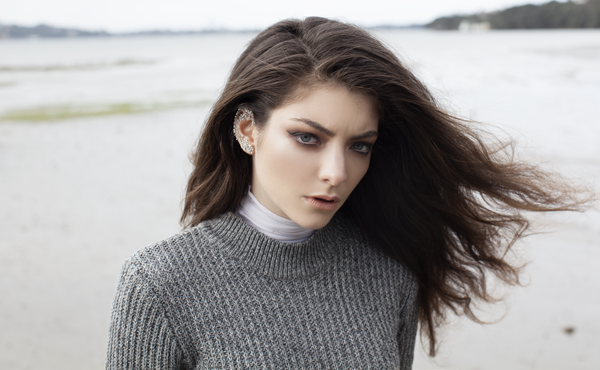 Lorde versiona a Phil Collins