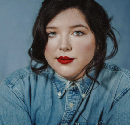 Lucy Dacus lanza una versión acústica de “Partner in Crime” para Spotify Singles